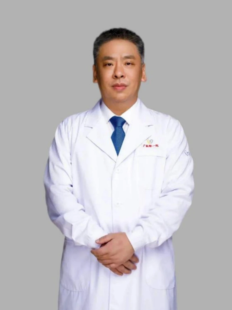 刘君